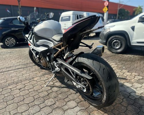 BMW-S1000-RR -2022-MARE-ALTA-VEICULOS-03