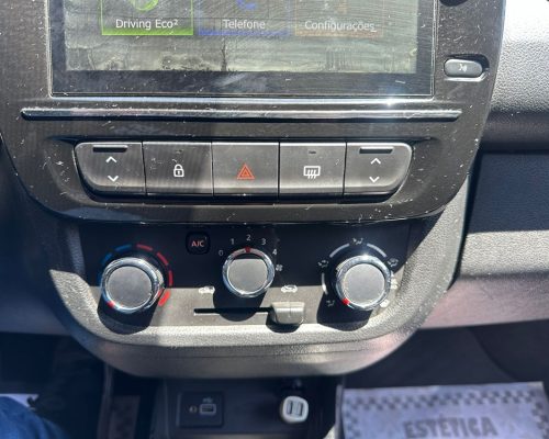 RENAULT-KWID-2023-INTENSE-MARE-ALTA-VEICULOS-08
