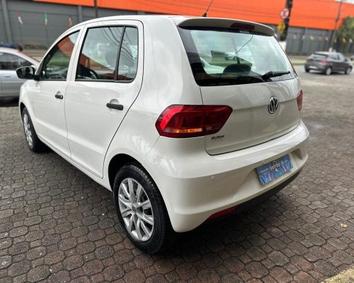 VOLKSWAGEN-FOX-TRENDLINE-FLEX-2016-MARE-ALTA-VEICULOS-07